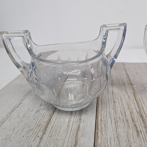 Vintage Heisey Glass Creamer & Sugar w/ Geometric Leaf & Berry Wheel Cut Pattern - Picture 3 of 13